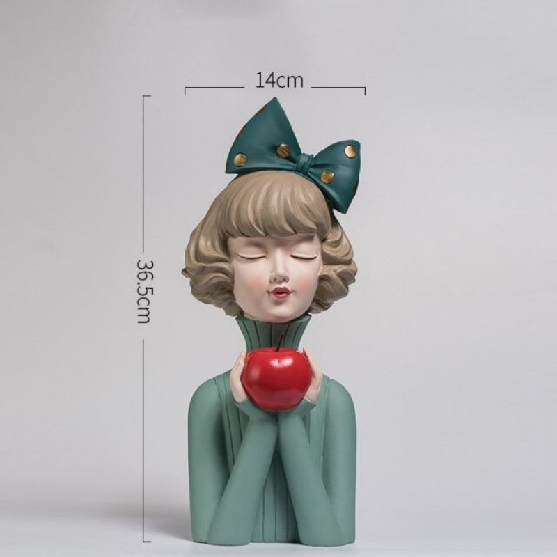 Lili Apple
