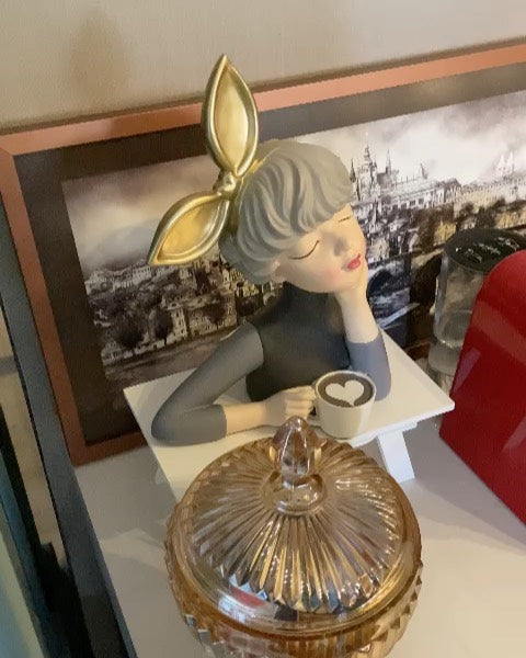 Lili Max Café